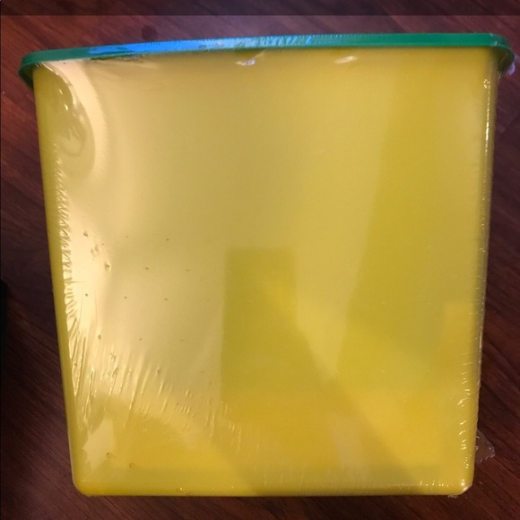 COPY - Crayola 80 Piece Creativity Tub - Picture 3 of 8